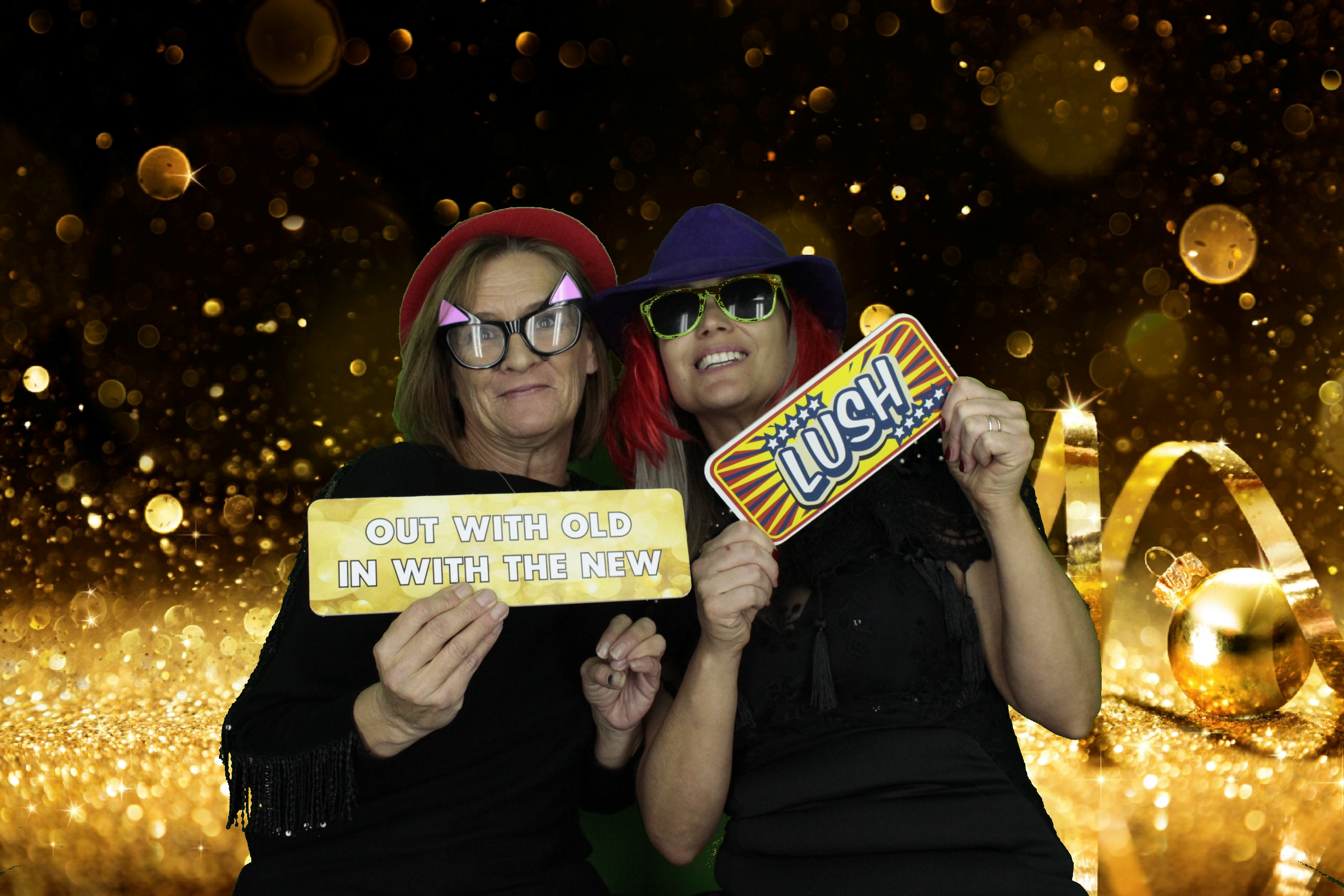 New Years Eve Party Silvermere | View more photos from the event at gallery.myphotoboothexperience.co.uk/u/MyPhotoBoothExperienceLtd/New-Years-Eve-Party-Silvermere